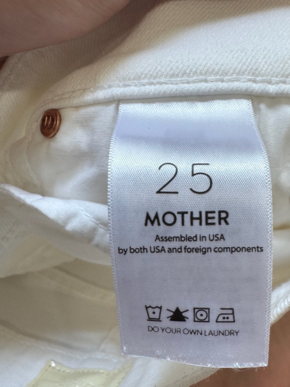 MOTHER The Rascal Ankle Snippet Stayin’ Alive White Jeans Size 25 Frayed Hem - Picture 8 of 15